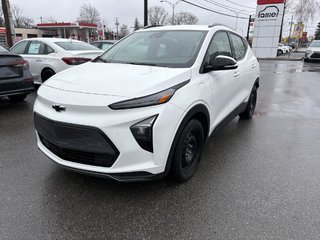 Chevrolet Bolt EUV LT 8 PNEUS I CARPLAY I MAGS I SIEGES CHAUFFANTS I CAMERA I DEMARREUR I  SECURITE ACTIVE 2023 à Montréal, Québec - 3 - w320h240px