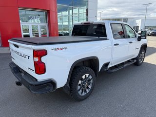 2021 Chevrolet Silverado 2500HD Custom in Montréal, Quebec - 6 - w320h240px