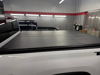 2025 Chevrolet Silverado 2500HD LT in Montréal, Quebec - 3 - w320h240px