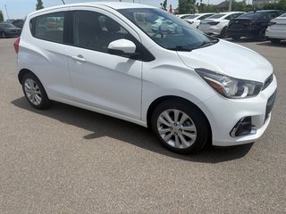 Chevrolet Spark LT 2017 à Lachenaie, Québec - 3 - w320h240px