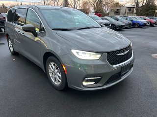 Pacifica Touring L STOW 'N GO JAMAIS ACCIDENTÉ 2023 à Montréal, Québec - 4 - w320h240px