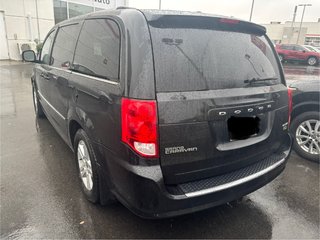 2016 Dodge Grand Caravan Crew in Montréal, Quebec - 4 - w320h240px