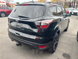 2017 Ford Escape SE in Montréal, Quebec - 3 - w320h240px