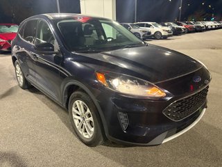 Ford Escape SE Hybrid 2021 à Montréal, Québec - 2 - w320h240px