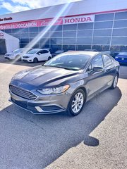 2017 Ford Fusion SE in Lachenaie, Quebec - 2 - w320h240px