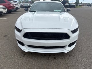 2015 Ford Mustang GT in Lachenaie, Quebec - 5 - w320h240px