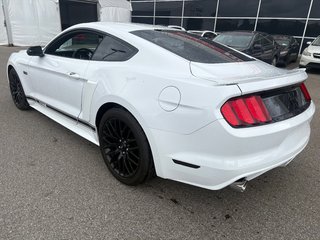 2015 Ford Mustang GT in Lachenaie, Quebec - 2 - w320h240px