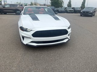 2022 Ford Mustang PREMIUM in Lachenaie, Quebec - 4 - w320h240px