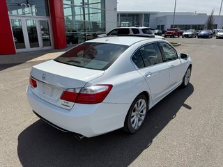 2015 Honda Accord Sedan Touring in Montreal, Quebec - 4 - w320h240px