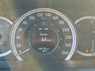 Honda Accord Sedan Touring 2016 à Montréal, Québec - 2 - w320h240px