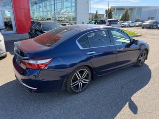 2017 Honda Accord Sedan SPORT/UN PROPRIÉTAIRE in Montréal, Quebec - 5 - w320h240px
