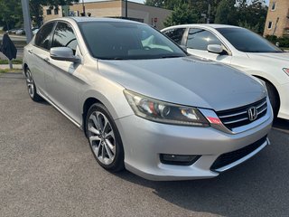 2015 Honda Accord Sport in Montréal, Quebec - 2 - w320h240px