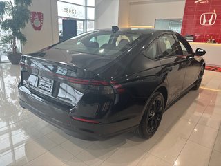 2025 Honda Accord SE in Montréal, Quebec - 3 - w320h240px