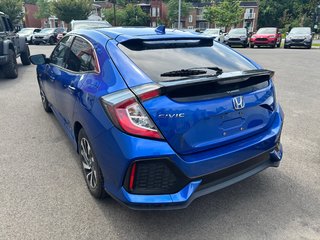 2017 Honda Civic Hatchback LX in Montréal, Quebec - 4 - w320h240px