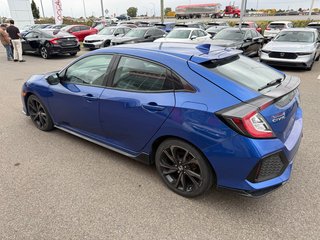 Honda Civic Hatchback Sport Touring/23 DOSSIERS ENTRETIENT 2017 à Montréal, Québec - 3 - w320h240px