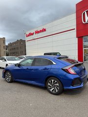 2018 Honda Civic Hatchback LX in Montréal, Quebec - 3 - w320h240px