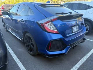 2018 Honda Civic Hatchback Sport 41 000 KM!!!!!  Manuelle in Montreal, Quebec - 2 - w320h240px