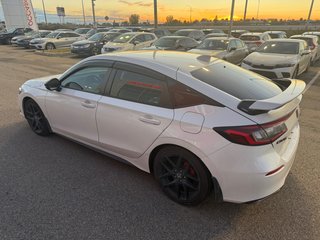 2024 Honda Civic Hatchback SPORT TOURING HPD/EMBLÈME ROUGE in Lachenaie, Quebec - 3 - w320h240px