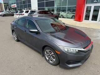 Honda Civic Sedan LX 2016 à Lachenaie, Québec - 3 - w320h240px
