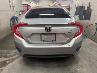 2017 Honda Civic Sedan LX in Lachenaie, Quebec - 5 - w320h240px