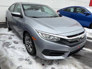 2017 Honda Civic Sedan LX in Montréal, Quebec - 2 - w320h240px