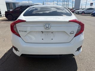 Honda Civic Sedan LX 2017 à Lachenaie, Québec - 4 - w320h240px