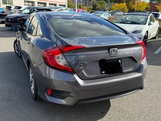 2017 Honda Civic Sedan LX in Montréal, Quebec - 3 - w320h240px