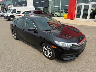 Honda Civic Sedan DX 2018 à Lachenaie, Québec - 5 - w320h240px