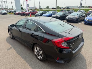 Honda Civic Sedan DX 2018 à Lachenaie, Québec - 2 - w320h240px