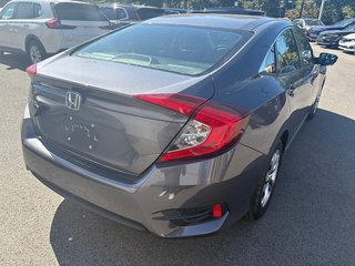 2018 Honda Civic Sedan LX in Montréal, Quebec - 3 - w320h240px