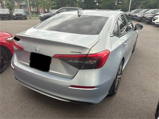2022 Honda Civic Sedan Touring in Montréal, Quebec - 3 - w320h240px