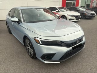 2022 Honda Civic Sedan Touring in Montréal, Quebec - 2 - w320h240px