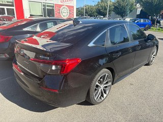 2023 Honda Civic Sedan Touring in Montréal, Quebec - 3 - w320h240px