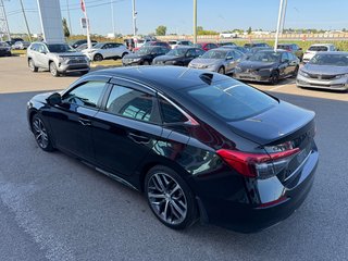 Honda Civic Sedan Touring 2024 à Lachenaie, Québec - 2 - w320h240px