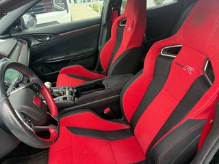 2019 Honda Civic Type R in Montreal, Quebec - 3 - w320h240px