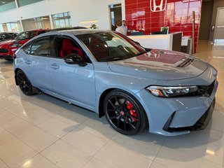 2023 Honda Civic Type R in Montréal, Quebec - 3 - w320h240px