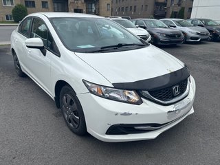 2014 Honda Civic LX in Montréal, Quebec - 2 - w320h240px