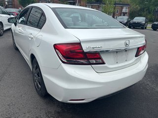 2014 Honda Civic LX in Montréal, Quebec - 4 - w320h240px