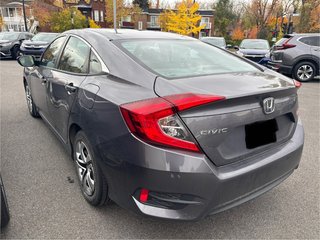 2018 Honda Civic LX in Montréal, Quebec - 4 - w320h240px