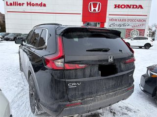 Honda CR-V Hybrid Touring 2023 à Montréal, Québec - 4 - w320h240px