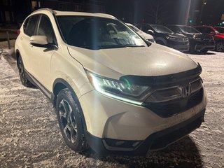 2017 Honda CR-V Touring in Montréal, Quebec - 2 - w320h240px
