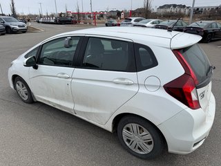 2018 Honda Fit LX in Montréal, Quebec - 3 - w320h240px