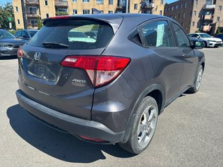 2017 Honda HR-V LX in Montréal, Quebec - 3 - w320h240px