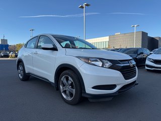 2018 Honda HR-V LX AWD in Montreal, Quebec - 3 - w320h240px