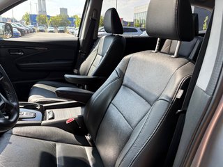 Honda Pilot Touring 7-Passenger JAMAIS ACCIDENTÉ 2020 à Montréal, Québec - 5 - w320h240px