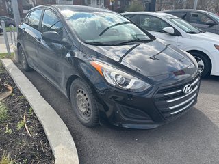 2016 Hyundai Elantra GT GL in Montréal, Quebec - 2 - w320h240px