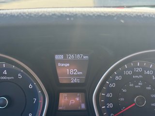 2016 Hyundai Elantra GT GL in Montréal, Quebec - 2 - w320h240px
