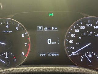 2017 Hyundai Elantra GL in Montreal, Quebec - 2 - w320h240px