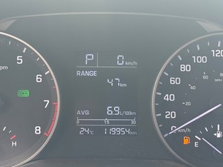 2017 Hyundai Elantra LE in Montreal, Quebec - 2 - w320h240px