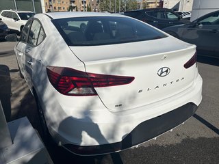 2020 Hyundai Elantra Essential in Montréal, Quebec - 4 - w320h240px